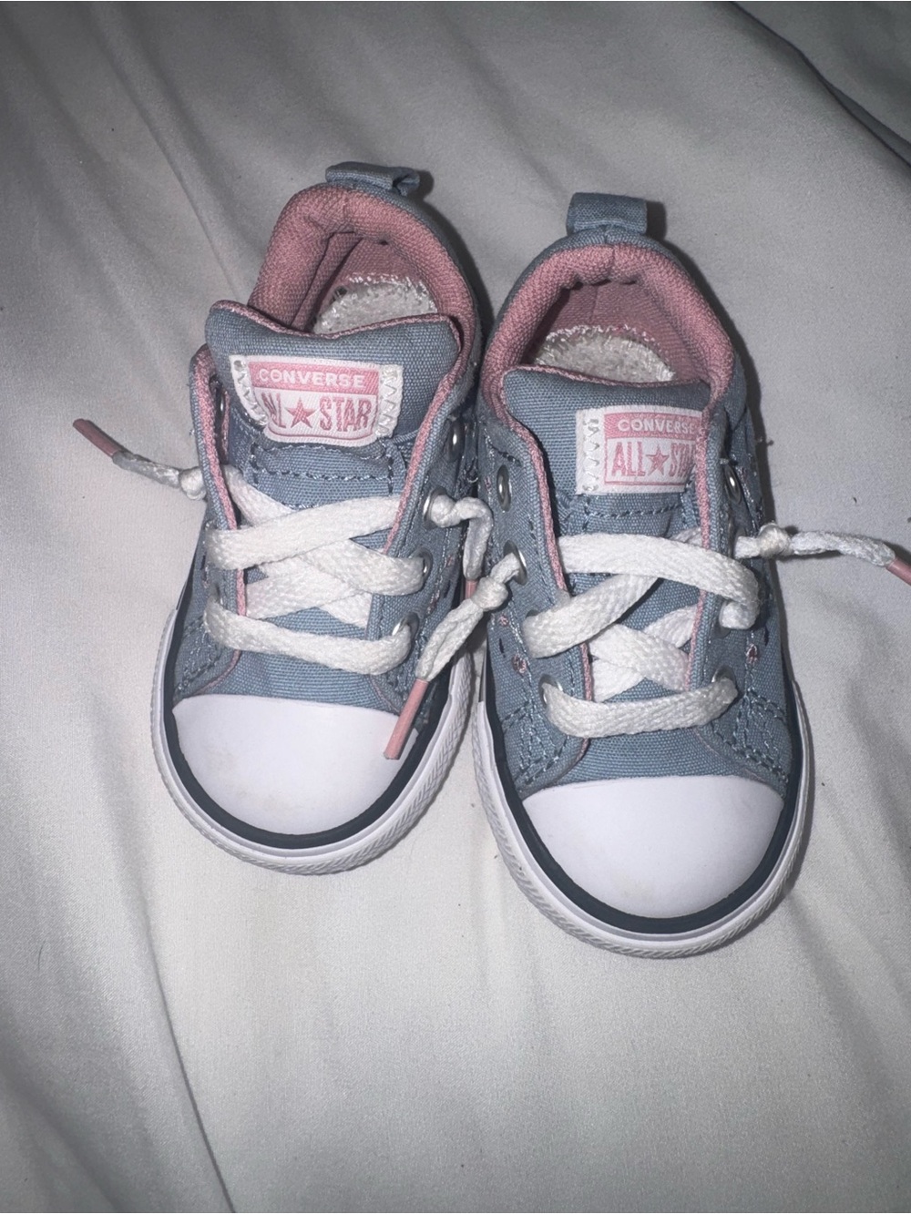Converse Kids Blue and Pink Low-Top Canvas Sneakers